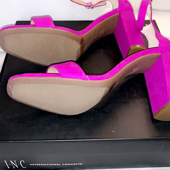 INC SQUARE-TOE BLOCK HEELS SIZE 7.5 - Picture 4 of 4